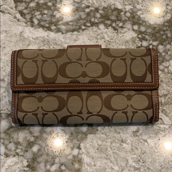 Coach wallet - Picture 2 of 4